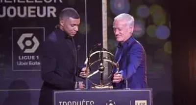 ceremonie-de-recompense-des-meilleurs-de-la-ligue-1-en-france-mbappe-pour-la-4eme-fois