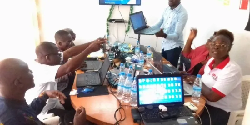 media-les-patrons-de-la-presse-en-ligne-se-forment