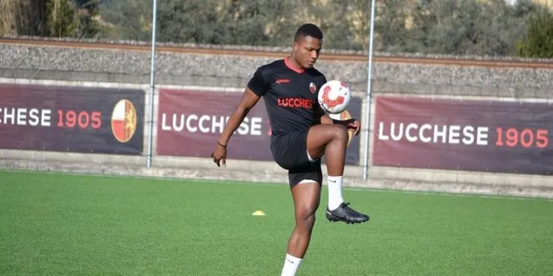 gros-plan-sur-edson-tiesse-le-roc-de-la-toscane-italie