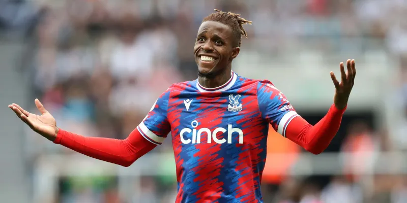football-mondial-bataille-psg-arabie-saoudite-pour-recruter-wilfried-zaha