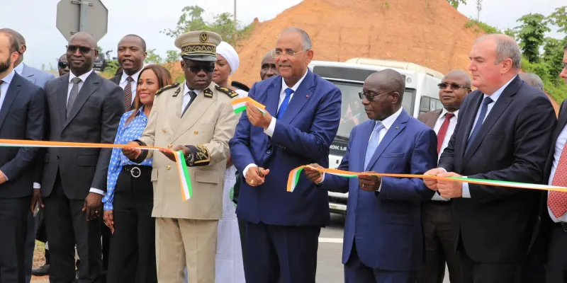 acces-a-leau-potable-patrick-achi-inaugure-lusine-de-traitement-deau-potable-de-la-me