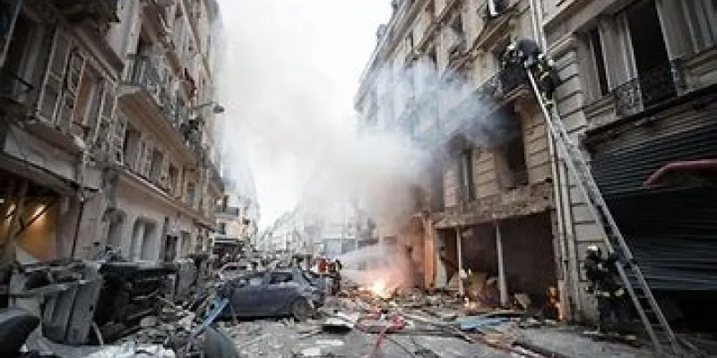 au-lendemain-de-lexplosion-a-paris-les-riverains-sous-le-choc