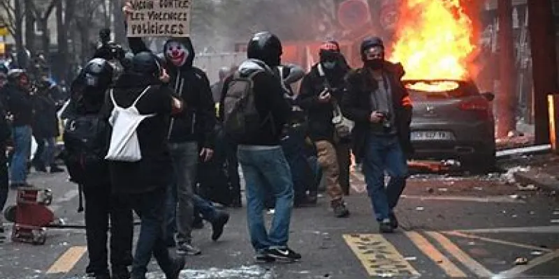 manifestation-contre-la-reforme-des-retraites-participation-record-dans-plusieurs-villes