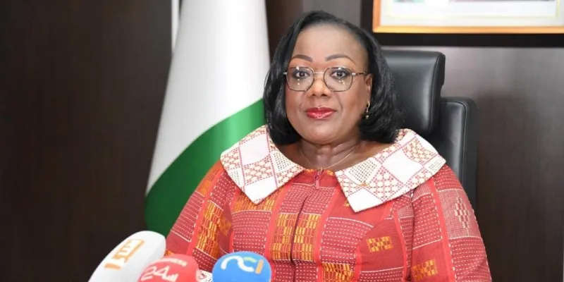 fonction-publique-la-cote-divoire-determinee-a-avoir-une-administration-plus-performante