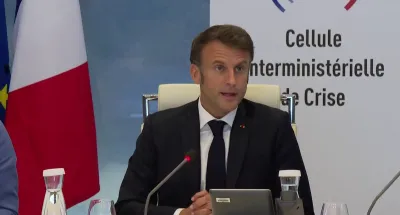 violences-en-france-macron-reporte-sa-visite-detat-en-allemagne