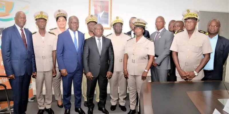 conflit-foncier-entre-les-communes-de-dabou-et-sikensi-le-ministre-kouadio-konan-bertin-calme-le-jeu