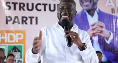 municipales-2023-adama-bictogo-echange-avec-plus-de-2000-habitants-de-yopougon