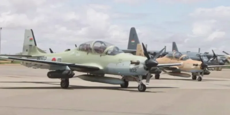 crise-au-niger-le-mali-et-le-burkina-faso-deploient-des-avions-de-combat-pour-contrer-la-cedeao