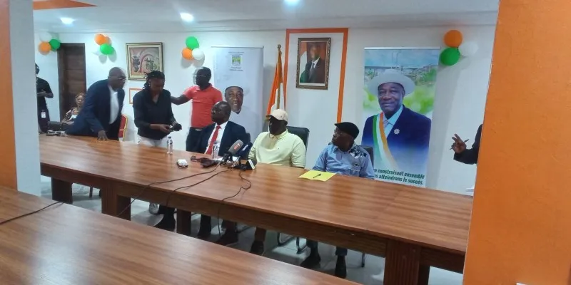 elections-municipales-et-locales-le-maire-dadjame-et-le-president-de-lunjci-appellent-a-une-campagne-civilisee