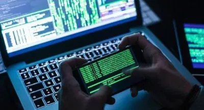 cybercriminalite-un-groupe-de-presumes-cybers-delinquants-dans-les-filets-de-la-police