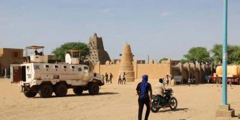 mali-des-dizaines-de-morts-civils-et-militaires-dans-une-double-attaque-terroriste