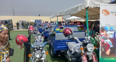 yopougon-dominique-ouattara-gate-les-femmes-de-la-commune