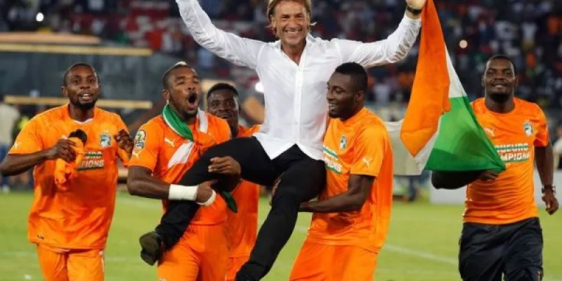 bleues-de-france-herve-renard-un-parcours-heureux-en-afrique-frustrant-en-france