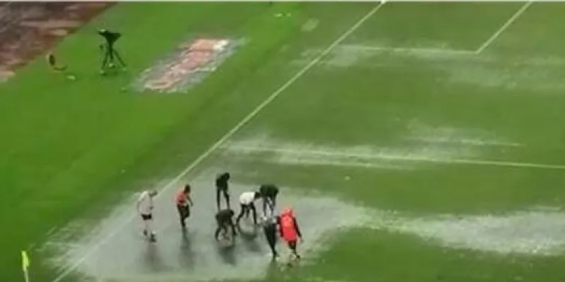 polemique-du-stade-debimpe-le-president-alassane-ouattara-maintient-la-pression