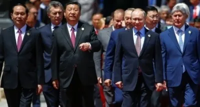 forum-des-nouvelles-routes-de-la-soie-poutine-defit-la-cpi