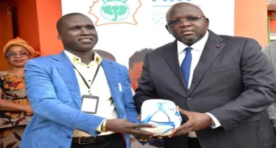 projet-fifa-for-school-27-000-ballons-distribues-aux-ecoles