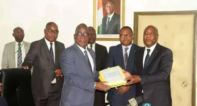 environnement-et-developpement-durable-jean-luc-assi-passe-la-main-a-jacques-assahore