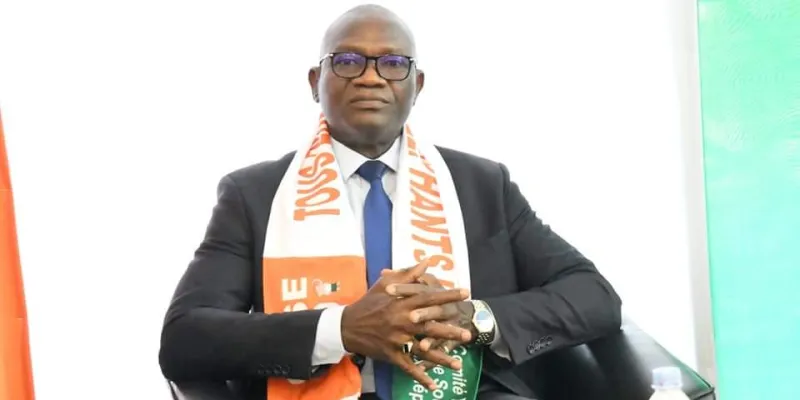 ministere-des-sports-et-du-cadre-de-vie-adje-silas-metch-simpregne-du-mouvement-sportif