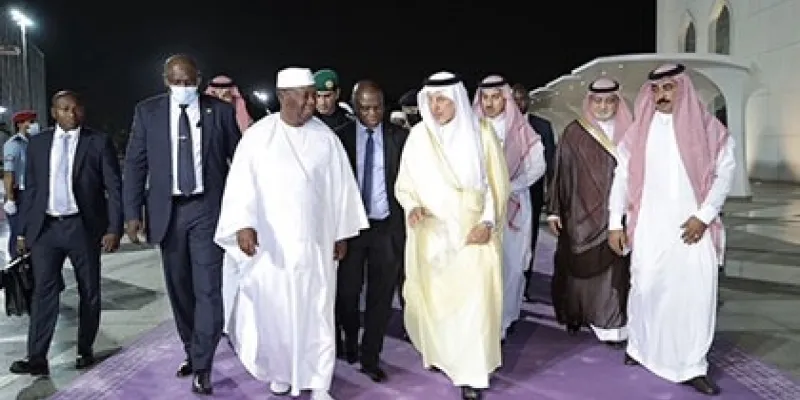cote-divoire-macron-mbs-scholz-lagenda-charge-dalassane-ouattara