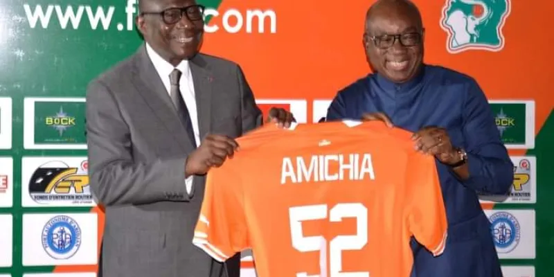 operation-un-ivoirien-un-maillot-la-fif-et-le-cocan-galvanisent-les-entreprises