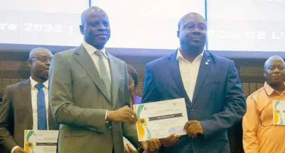 prix-du-patronat-pour-la-recherche-et-linnovation-adama-diawara-salue-la-contribution-au-developpement-des-entreprises