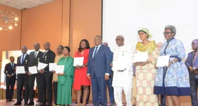 reconnaissance-50-personnalites-du-monde-de-la-communication-decorees-par-le-ministre-amadou-coulibaly