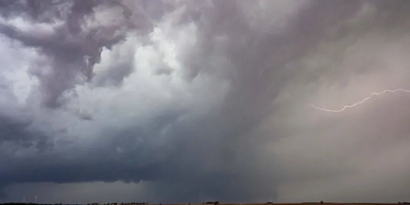 etats-unis-au-moins-cinq-personnes-perissent-dans-une-tornade-dans-le-missouri