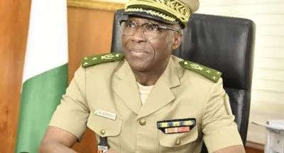 cote-divoire-la-douane-shabille-aux-couleurs-de-la-can-2023