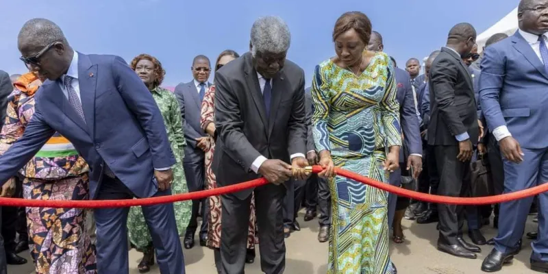 mobilite-urbaine-a-abidjan-la-y4-le-4eme-pont-le-tunnel-du-rond-point-dabobo-livres-au-grand-public
