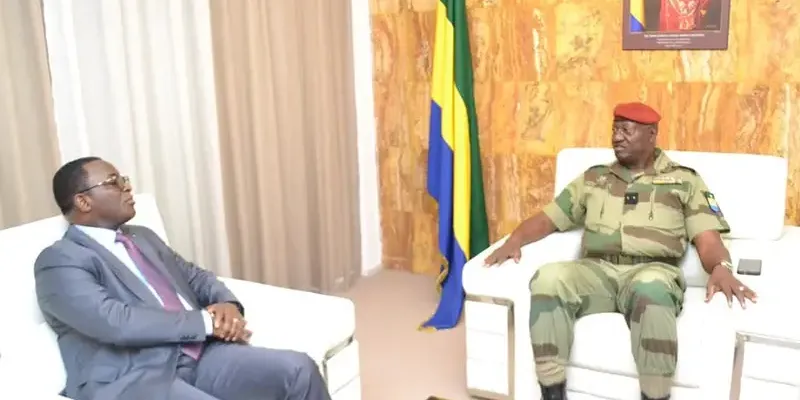 rehabilitation-dinfrastructures-sportives-paulin-claude-danho-au-gabon-pour-son-expertise