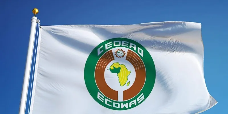 apres-lannonce-de-la-sortie-de-la-zone-cedeao-une-delegation-togolaise-se-rend-a-niamey