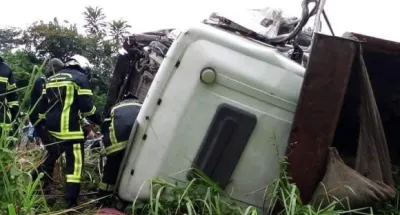autoroute-du-nord-selon-les-pompiers-quatre-personnes-sont-mortes-dans-un-accident-de-la-circulation