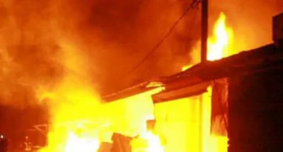 bangolo-la-maison-du-chef-de-village-de-zeo-incendiee-apres-le-deces-dun-instituteur