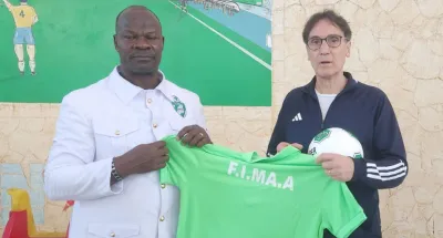 prochaine-coupe-du-monde-de-maracana-en-cote-divoire-bleu-charlemagne-en-immersion-au-bresil
