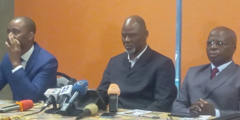 bras-de-fer-fif-vs-africa-sports-nous-allons-defendre-nos-interets-jusquau-bout-kuyo-tea-narcisse-pdt-de-lafrica-sports