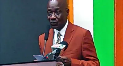 2eme-edition-de-la-journee-internationale-de-la-fille-le-soutien-du-gouvernement-salue-par-long-voix-des-filles