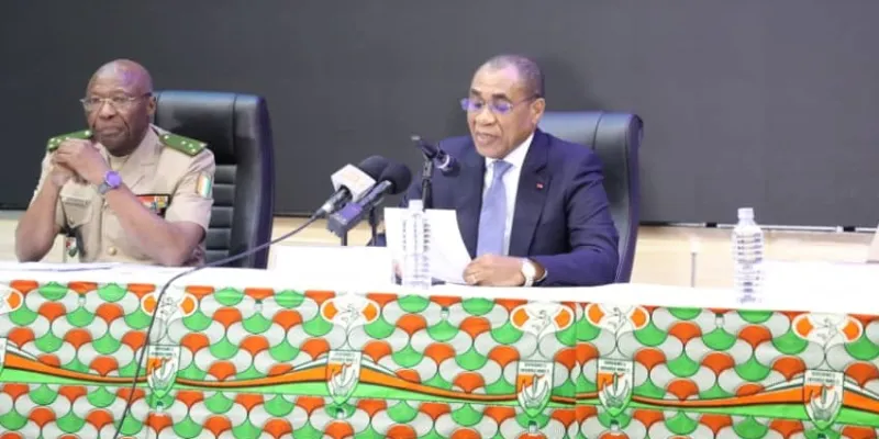 financement-du-budget-de-letat-pour-2025-3-325-milliards-de-fcfa-assignes-a-la-douane