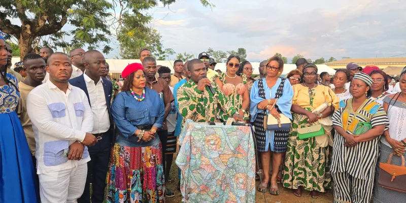 fete-des-meres-seoun-guiglo-2025-le-geste-fort-du-leader-ange-gnonka-pour-lautonomisation-des-femmes