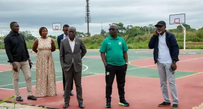 chantiers-et-travaux-des-infrastructures-sportives-m-ousmane-gbane-dg-de-lons-sur-le-theatre-des-operations