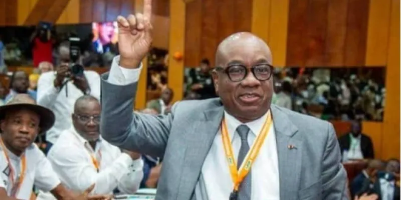 assemblee-generale-elective-de-la-federation-ivoirienne-de-football-fif-yacine-idriss-diallo-se-succede-a-lui-meme