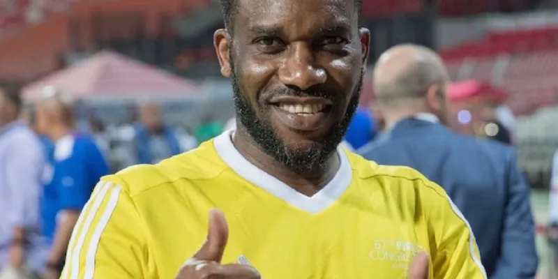 litterature-une-bande-dessinee-dediee-a-lex-international-nigerian-jay-jay-okocha-en-cours