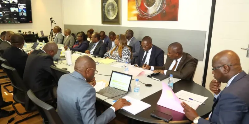 douanes-de-lafrique-de-louest-et-du-centre-les-services-informatiques-se-sont-concertes-a-abidjan