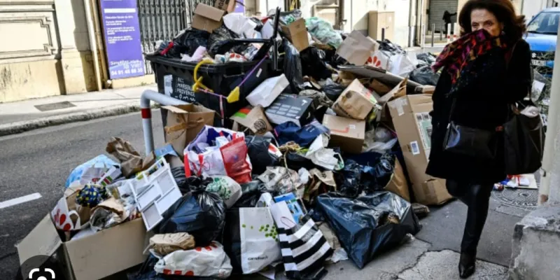 paris-la-ville-lumiere-croule-sous-les-dechets
