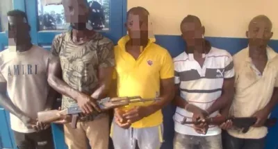yamoussoukro-cinq-braqueurs-arretes-apres-avoir-vole-environ-68-millions-de-francs-cfa